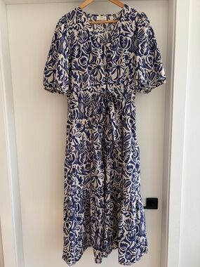 Yerse 100% Organic Cotton Blue and White Floral Tiered Maxi Dress M